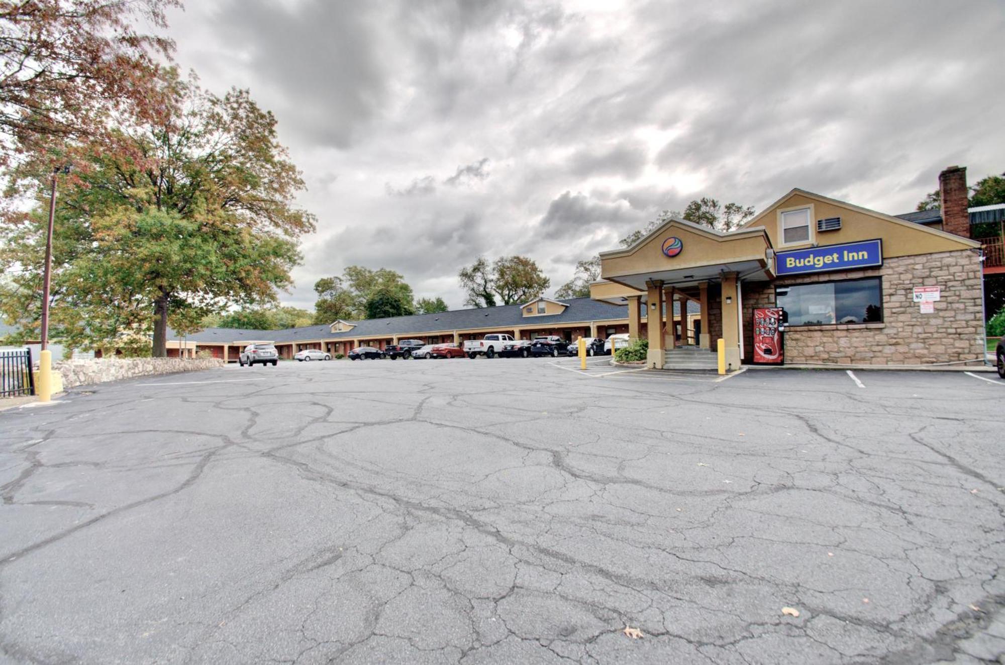 Budget Inn Falls Church Exteriör bild