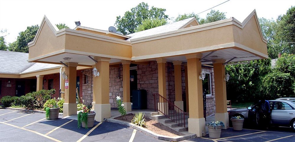 Budget Inn Falls Church Exteriör bild