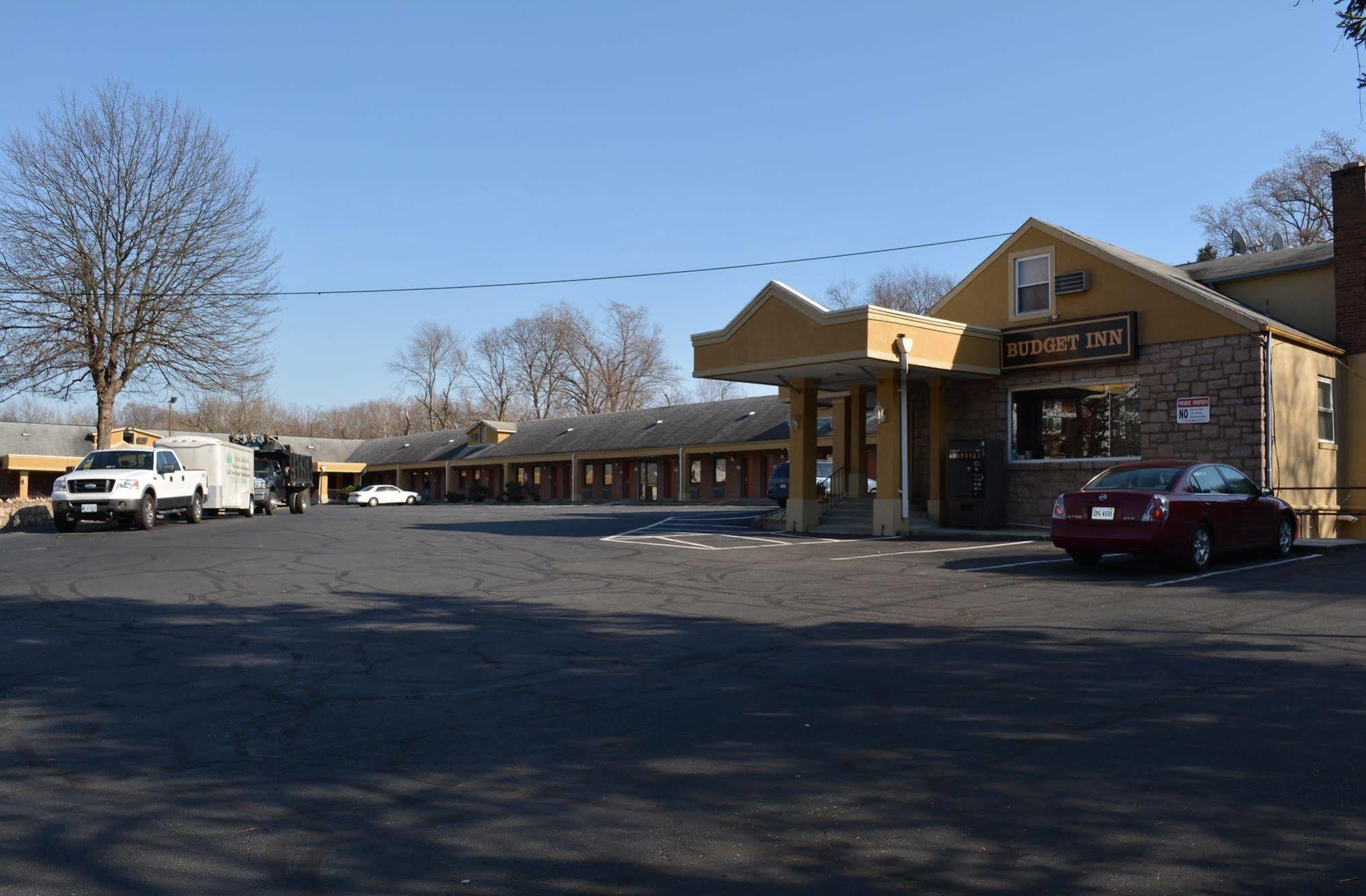 Budget Inn Falls Church Exteriör bild