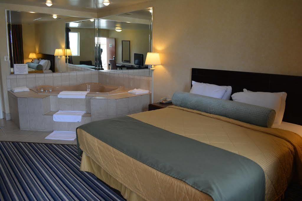 Budget Inn Falls Church Exteriör bild